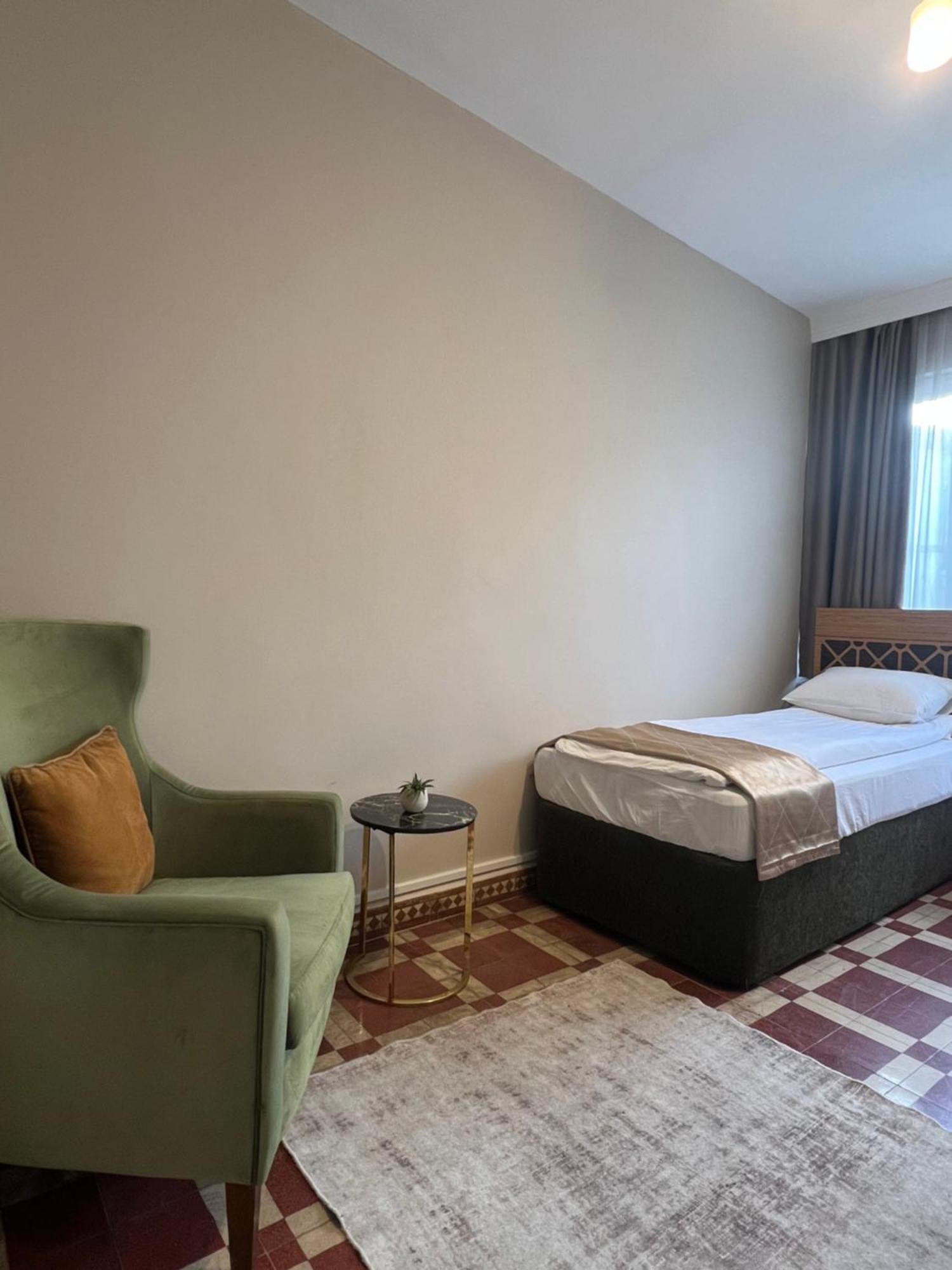 Findik Palas Otel Istanbul Exterior foto